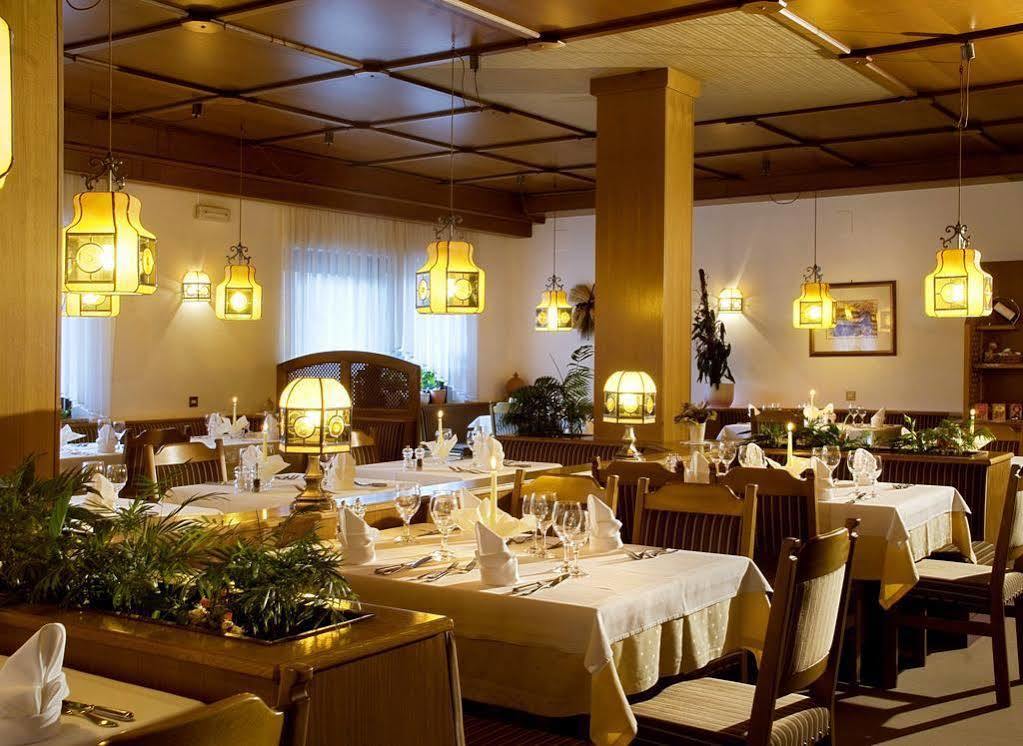 Hotel Salgart Merano Exterior photo