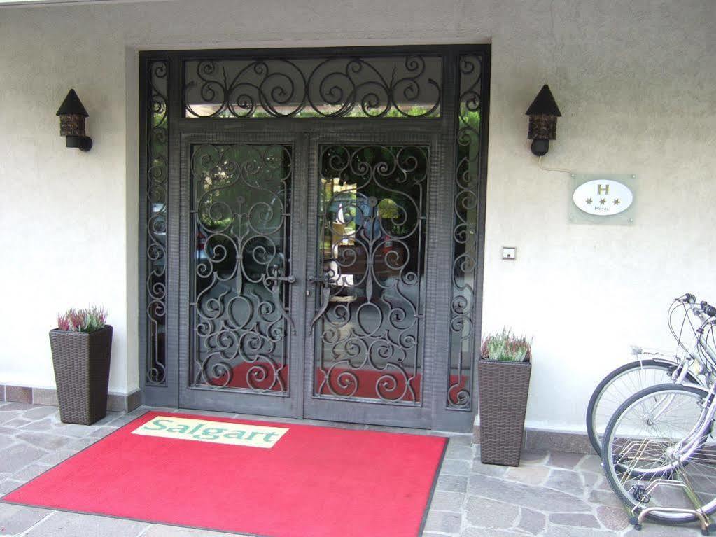 Hotel Salgart Merano Exterior photo